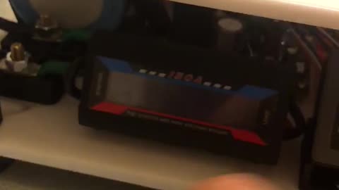 Capacitor input switch for safe battery connection