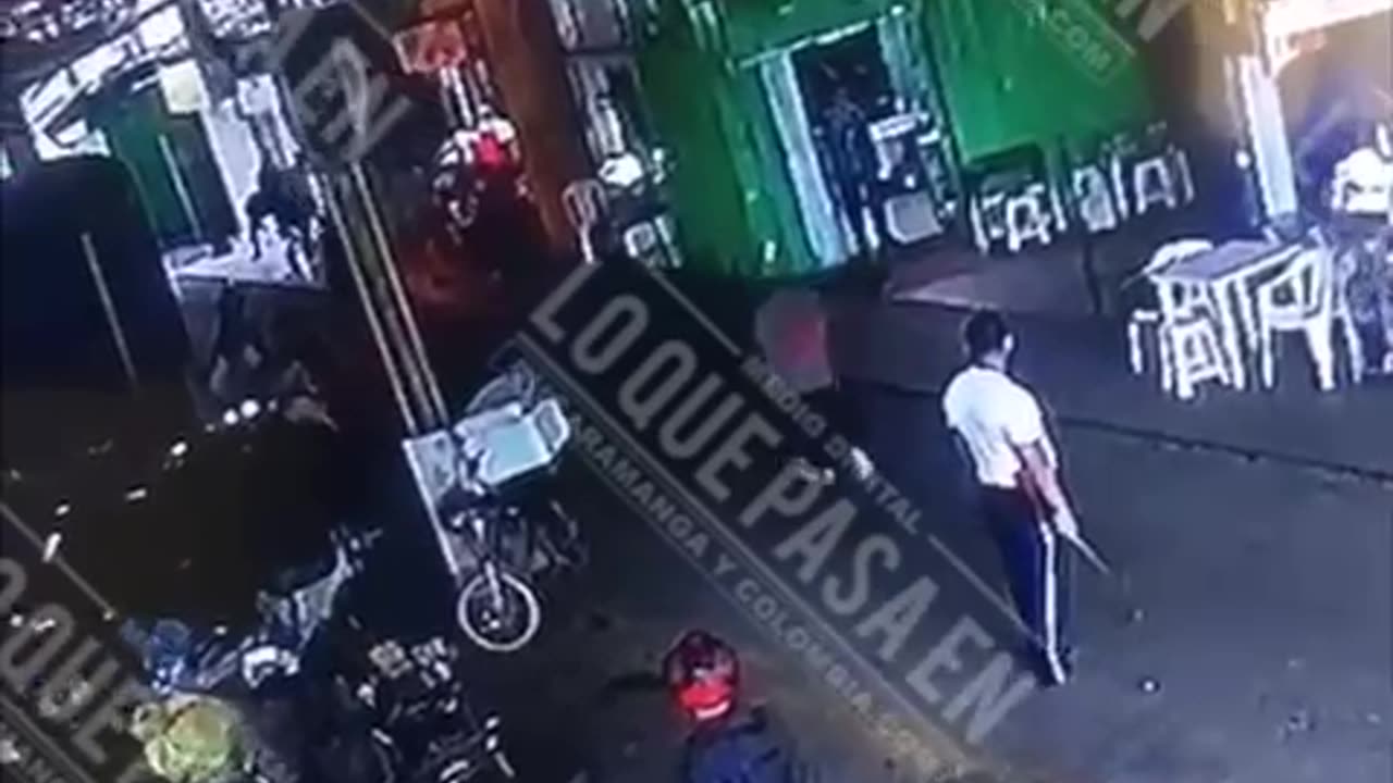 En video quedo captado como alias mascota mato a habitante de calle