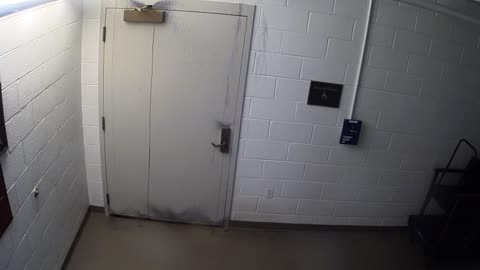 7052CVCLLStair11South_2021-01-06_19h40min01s670ms.mp4