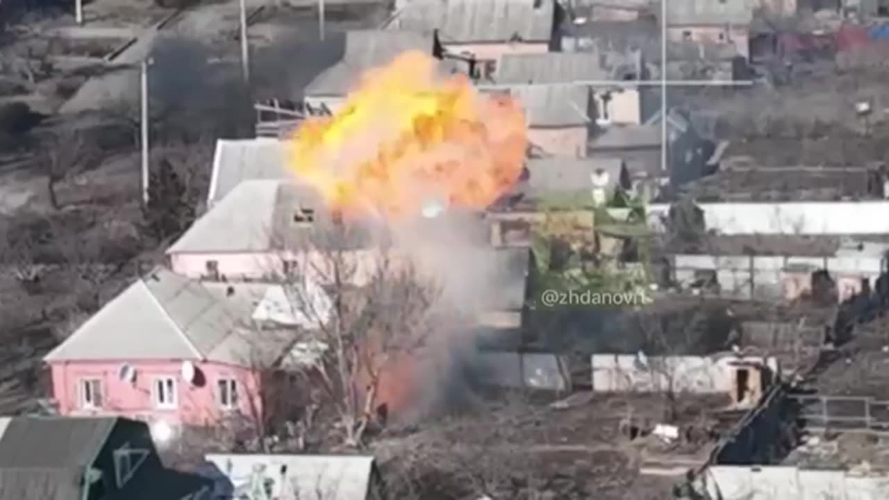 The artillery of the “musicians” surrounds the enemy stronghold