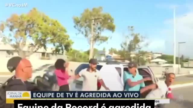 Reporter e agredida em salvador bahia