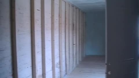 The Off Grid Project 44 Spray Foam !