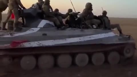 🎵 The Russian military against the backdrop of a beautiful sunset