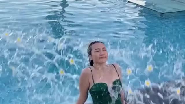 Splash water picture