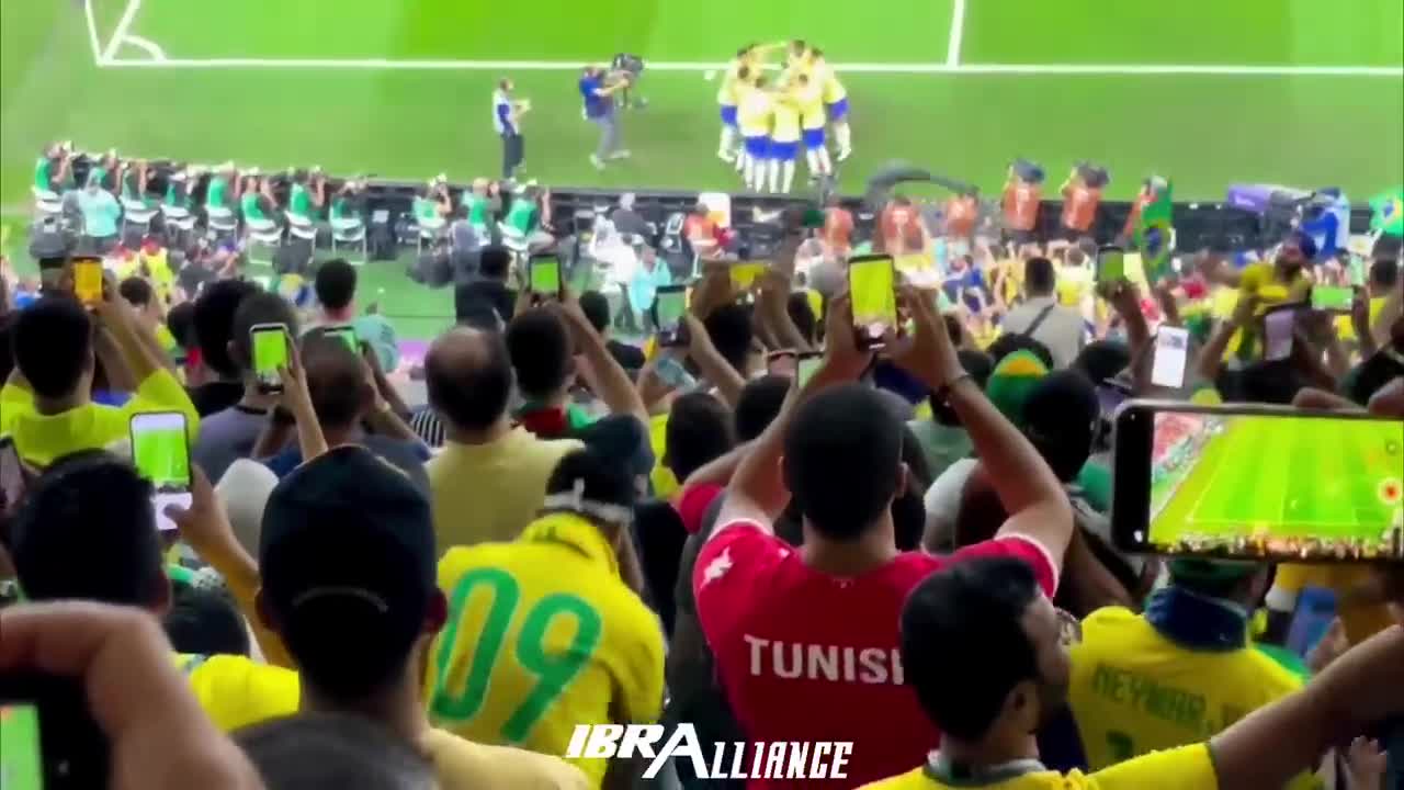 Gol de Neymar x Coreia do Sul - Celebração dançante - Reação da torcida brasileira