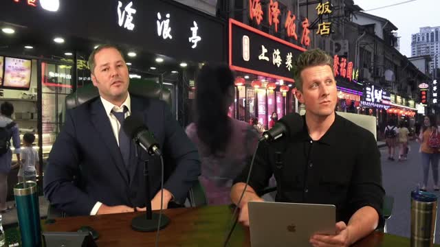 BREAKING! - Huge Uprising - The People of China Fight Back