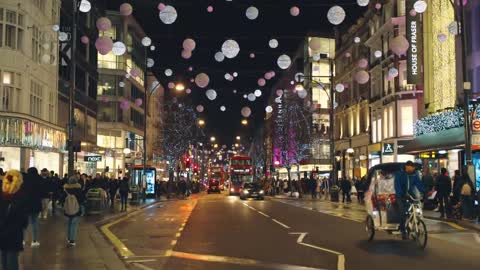 London - Christmas Lights 8K