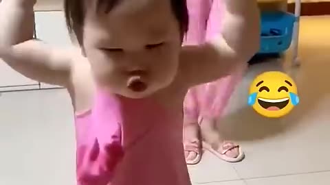 #cutebaby #vairal #kid #shots #youtubeshort Cute baby saying mama