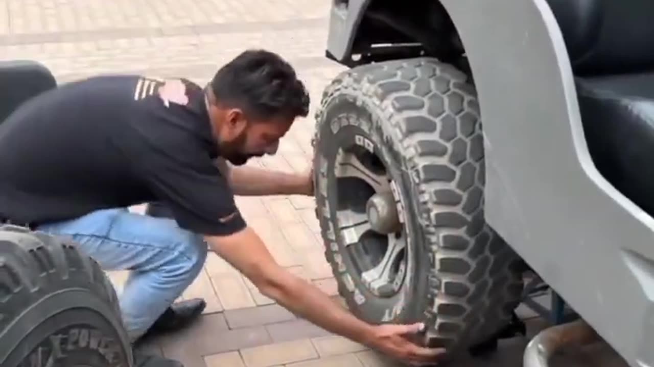 Fastest Racing Car Tyres changing #car #viral #shorts