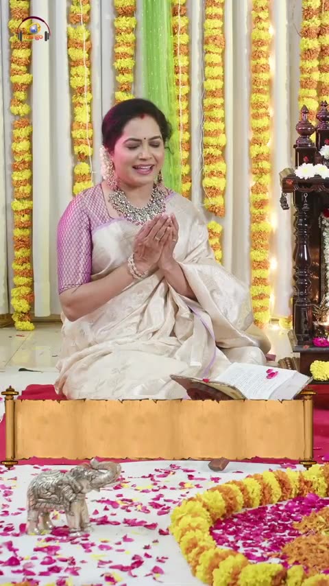 Sri Rajarajeshwari Slokam By Singer Sunitha