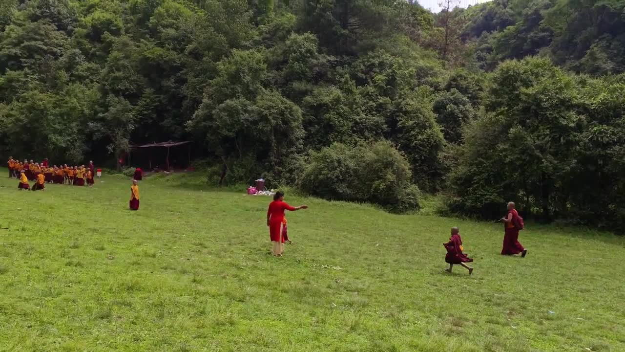 Little monk running competition-bhundol chaur