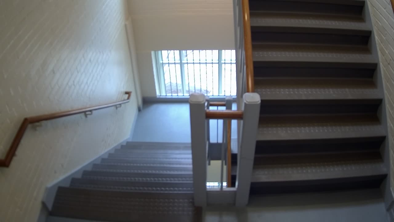 3896FHOB05Stair8_2021-01-06_09h39min02s643ms.mp4