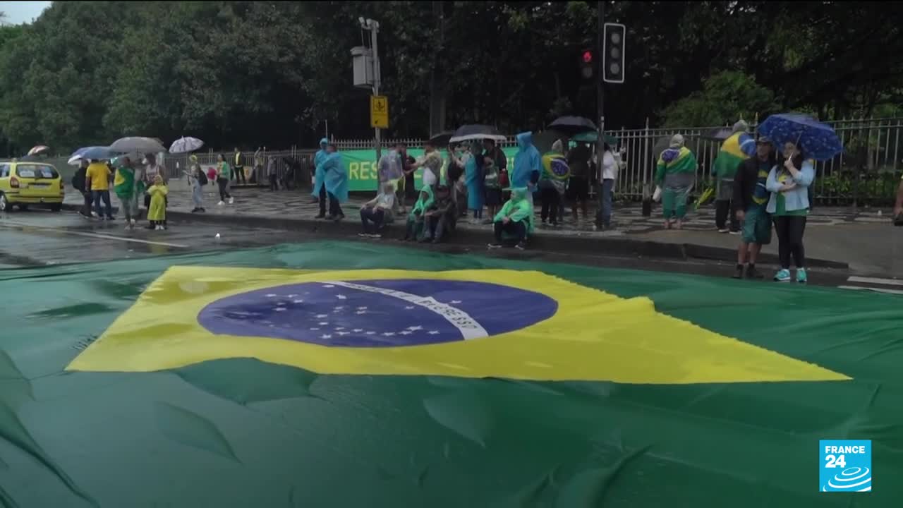 Bolsonaro supporters call on Brazil military to intervene after Lula victory • FRANCE 24 English