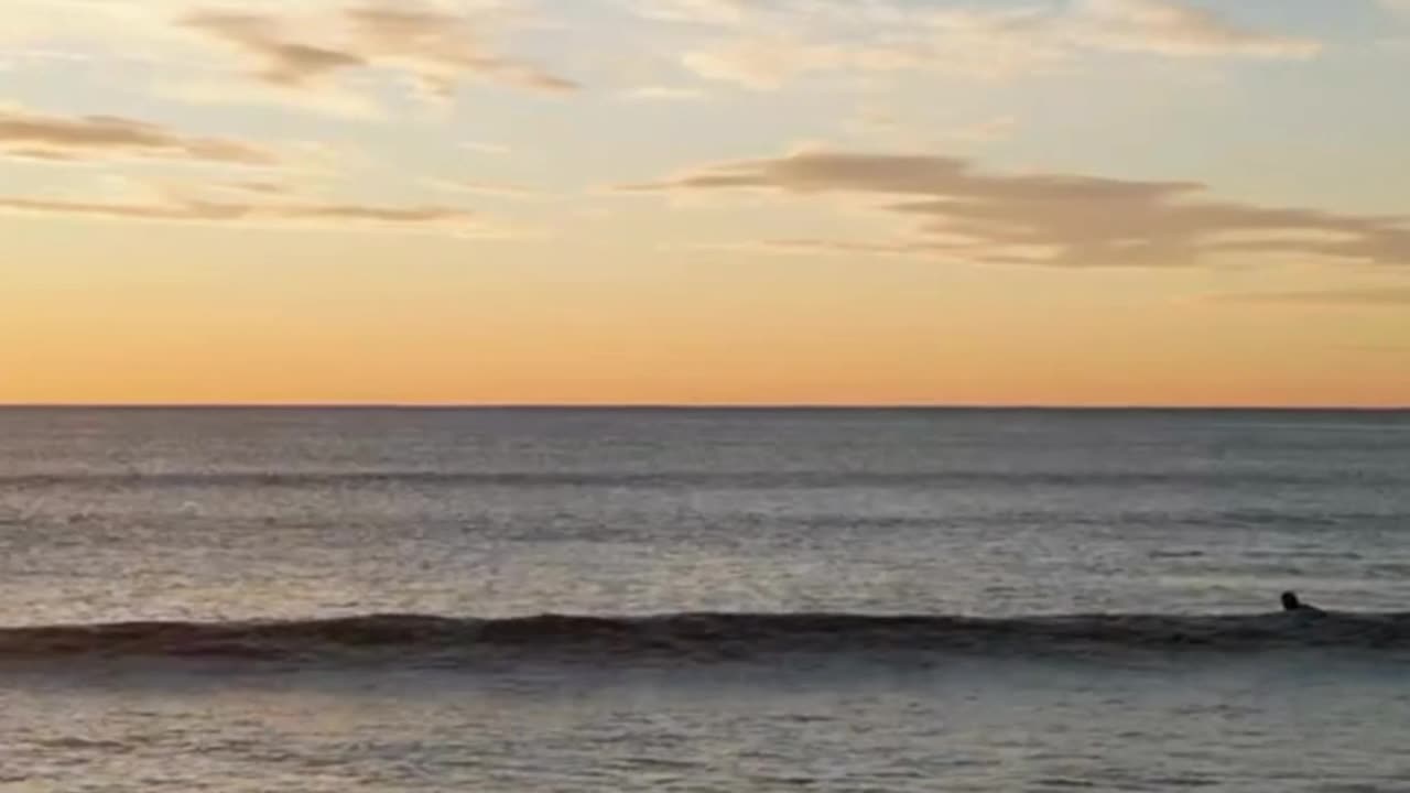 4k video sea and beautiful little lines