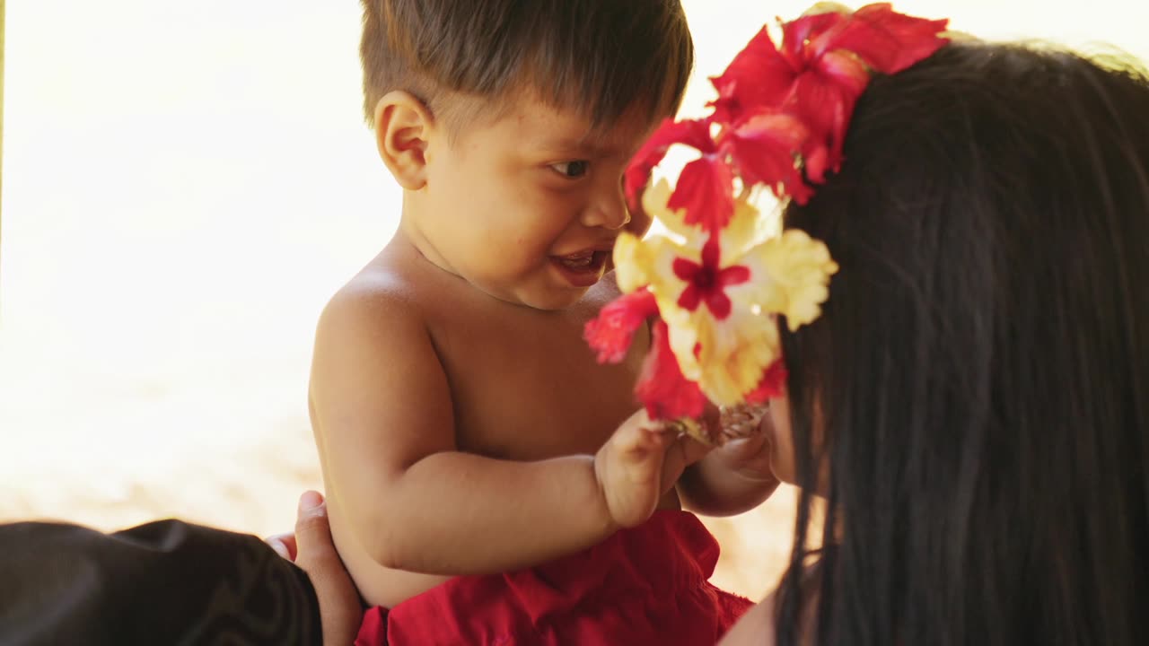 baby with mom