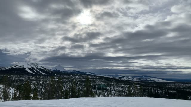 These Clouds are Unreal – Central Oregon – Potato Hill Sno-Park – 4K