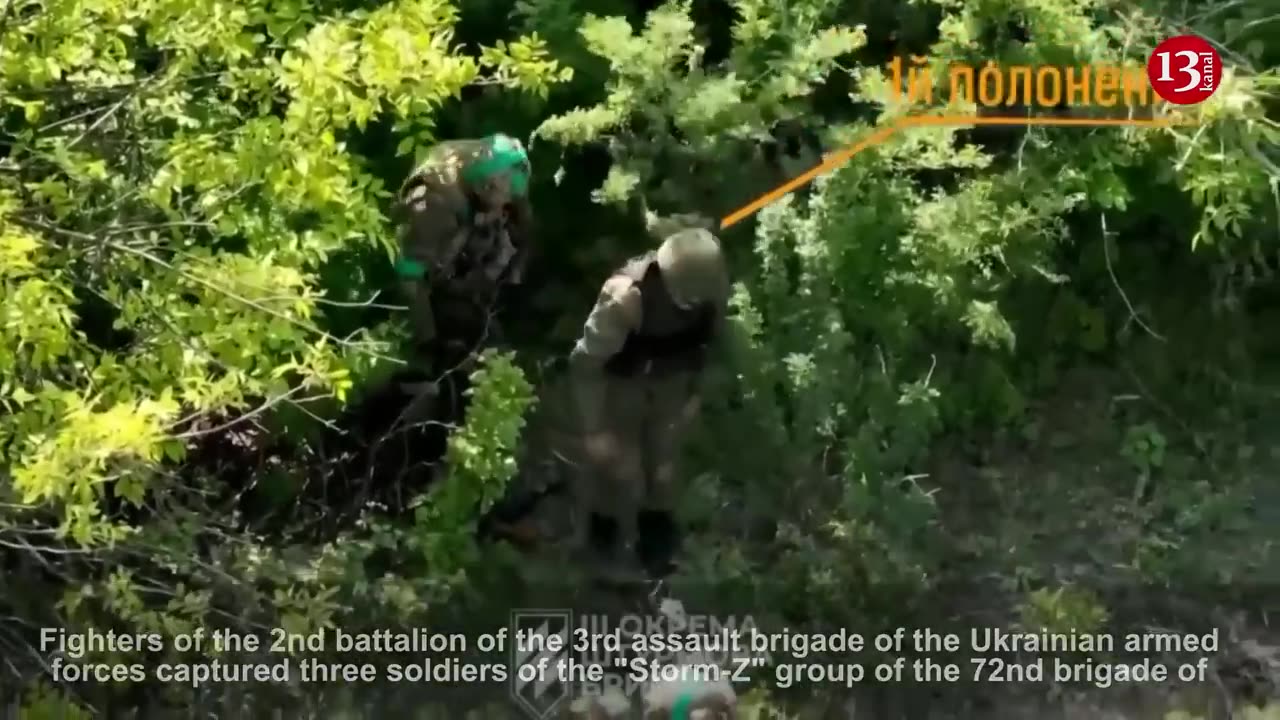 Moment of surrender of Russians hiding in forest - Ukrainian fighters capture Russians in Bakhmut