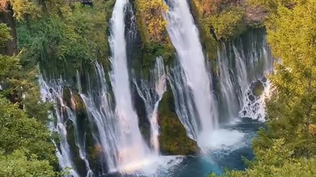 Best California waterfall to visit in fall
