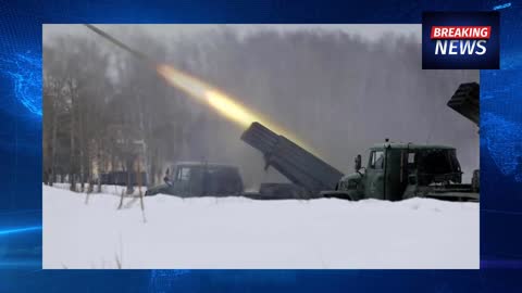 DESCRIPTION FROM Russia_ Weapons to the Ukrainian army were shot at the train st