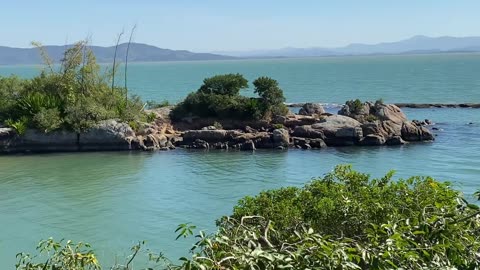 9/15 - Guiando você pelo paraíso: Praia da Ponta dos Ganchos em Governador Celso Ramos