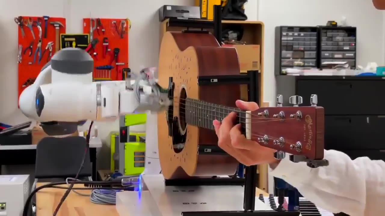Robot Play Guitar Georgia Institute of Technology