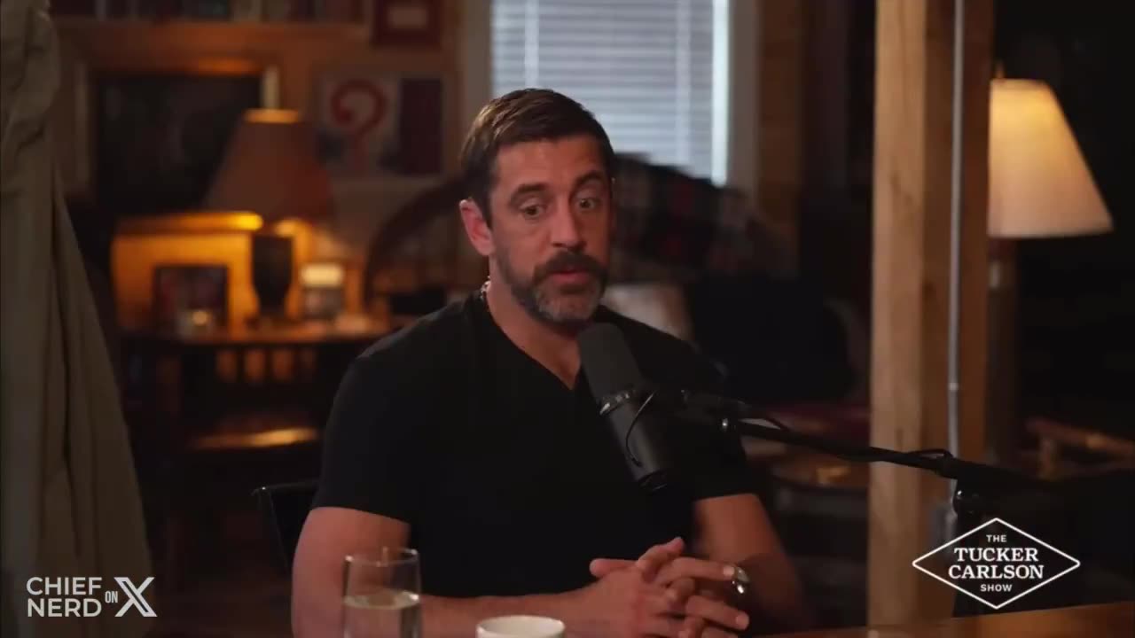 Aaron Rodgers: "They sent stooges out to every team to try and enforce a vaccination" - Tucker Carlson