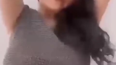 Shainya ne dekha aise pani pani ho gayi funny video