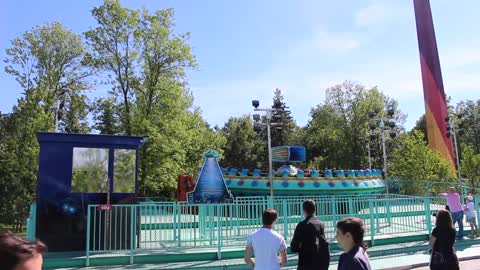 Летающая тарелка. Диво-остров