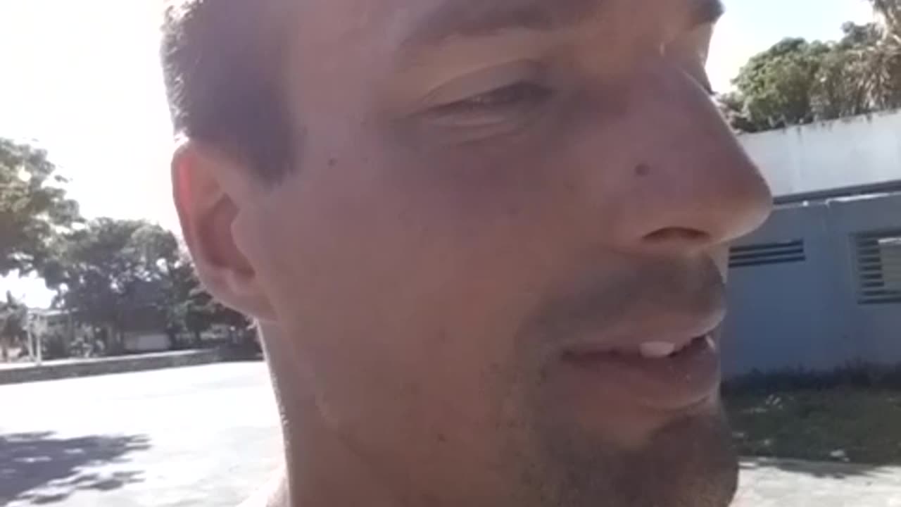 Nov 6, 2022, Cancun: Flashback! Sunny Sunday.