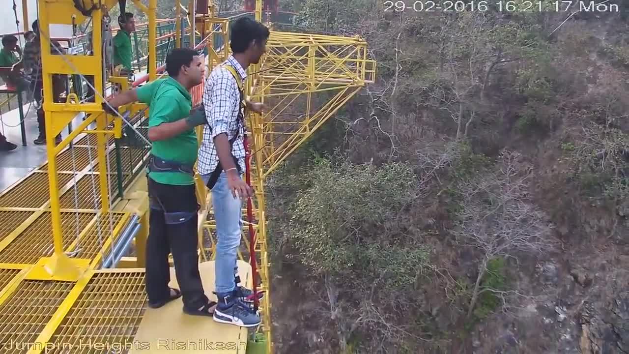 Hilarious Bungee Jump