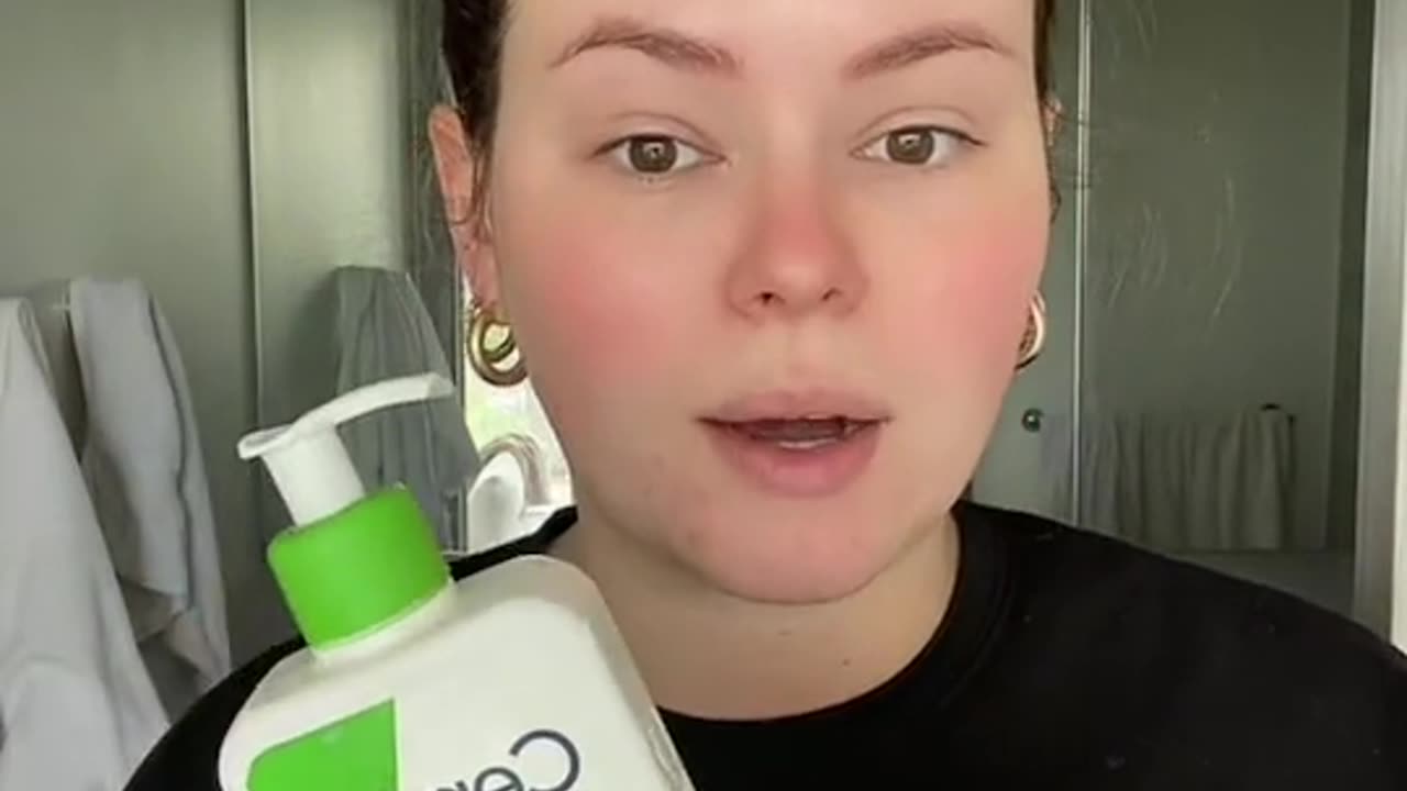 CeraVe Hydrating Facial Cleanser Moisturizing Non-Foaming