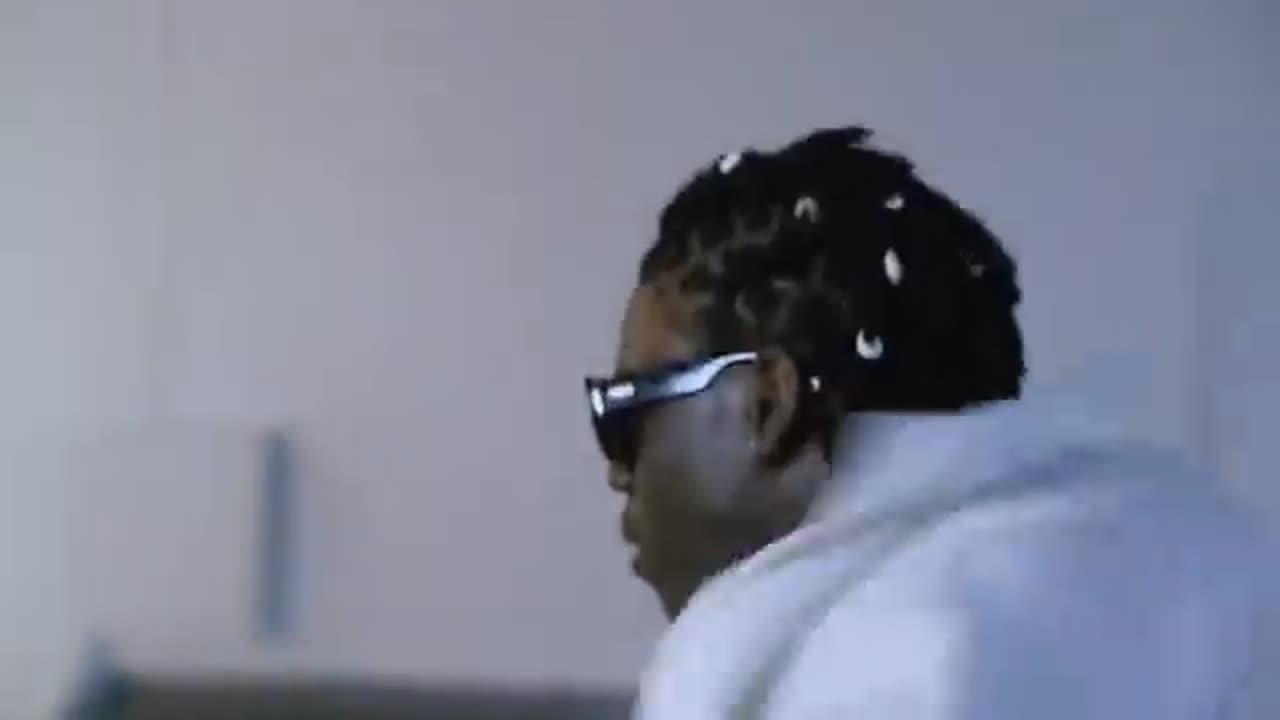 Baby Calm down.🤣🤣🤣