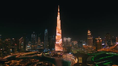 Lightning up the BurjKhalifa