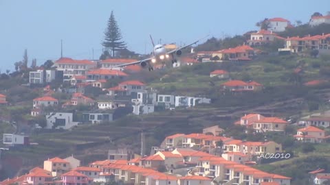 CRAZY GO-AROUND TAP Air at MADEIRA Airport HEAVY WINDS