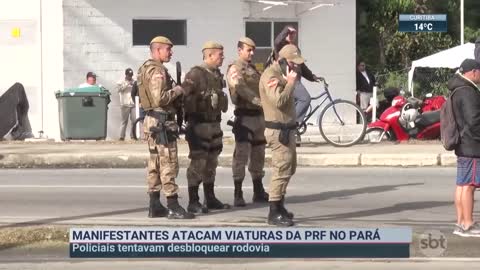 Manifestantes bolsonaristas atacam viaturas no Pará | SBT Brasil (07/11/22)