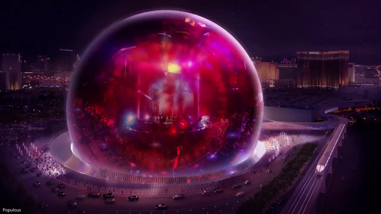 85 meters high, 110 meters wide, can accommodate 16 000 people