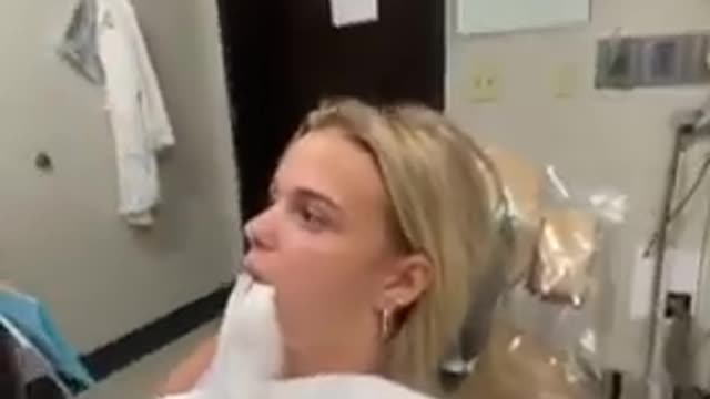 Girl sings National Anthem after having wisdom teeth surgery