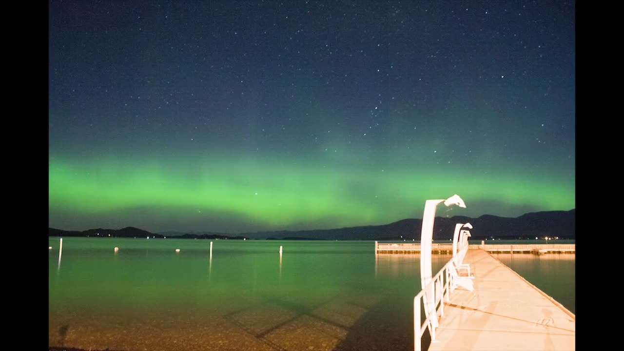 Aurora Borealis Timlapse from Polson, MT