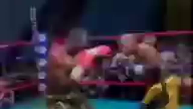 TOP 10 FUNNY KNOCKOUTS