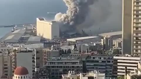 Beirut Warehouse Exploded. Never watched before:#explosion #beirut