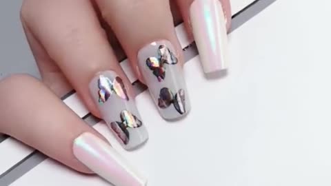 Hey guys! I’m back with a simple but beautiful nail art: