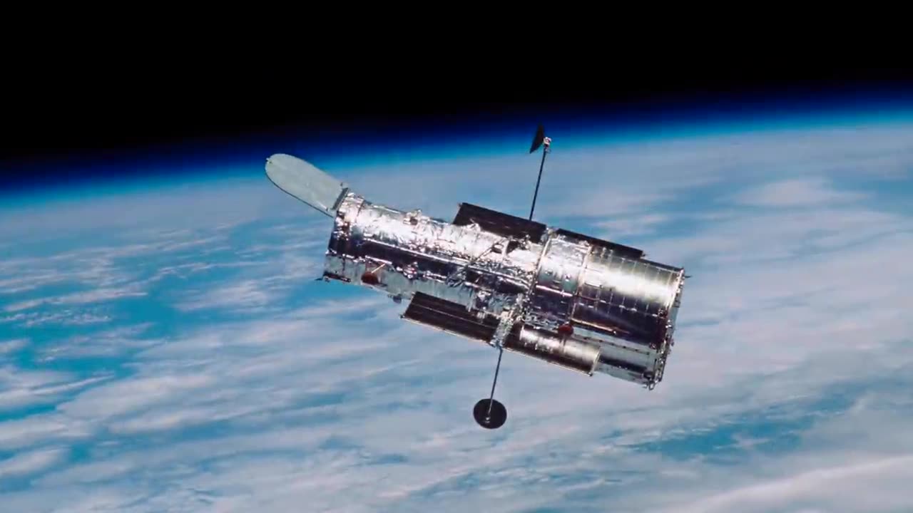 Hubble's 31st Anniversary: Giant Star on the Edge of Destruction