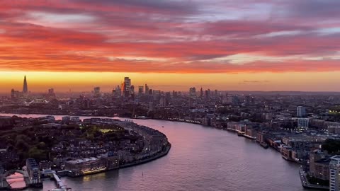 Please watch a sunset in London