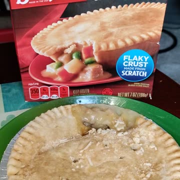 Eating Banquet Chicken Pot Pie, Dbn, MI, 9/5/23