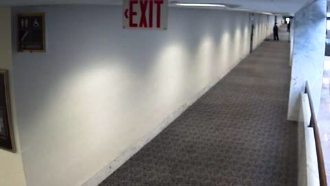 1469HSOB02SH211Hallway_2021-01-06_15h00min01s883ms.mp4