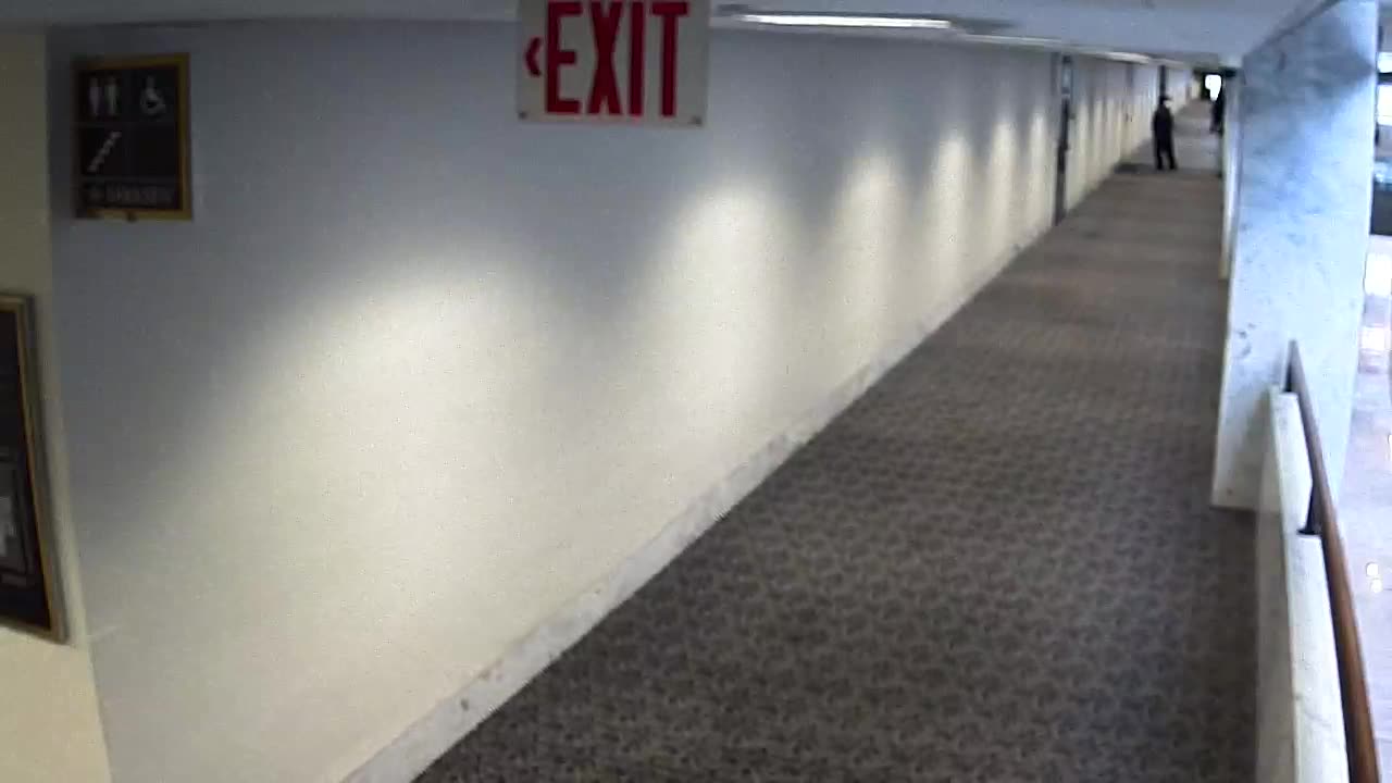 1469HSOB02SH211Hallway_2021-01-06_15h00min01s883ms.mp4