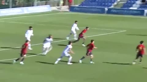 日本 VS スペイン 松木玖生のボールを奪う瞬間 Pipi中井卓大(レアル・マドリード) とダブルボランチ U-19日本代表 サッカー ４年後のワールドカップへ WorldCup #shorts