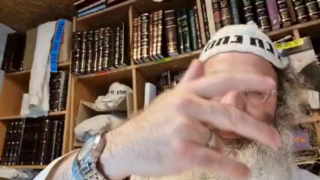 אין אשה אלא ליופי אין אשה אלא לבנים אין אשה אלא לתכשיטי אשה - שיר נ נח מסכת כתובות דף נט