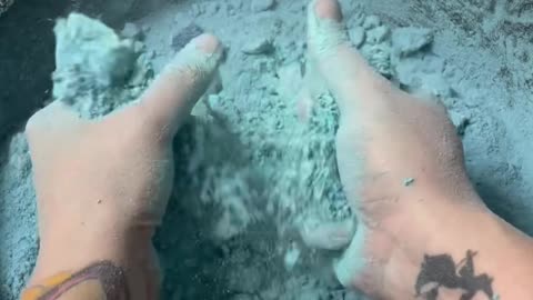 Thick blue colour homemade gym chalk crush!!!!