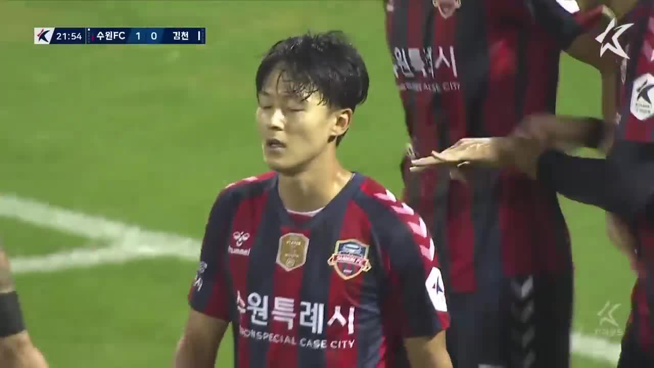 이 상황에서 이런게 된다고..? 중계진도 국대도 경악시킨 이승우 12호골;;레전드 역습 나왔네요